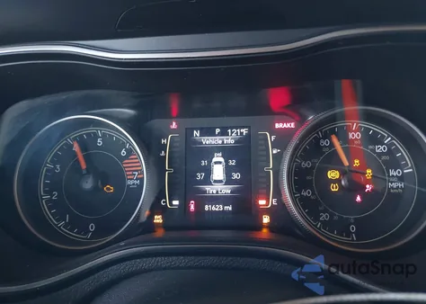 2019 Jeep Cherokee Latitude 4X4 from USA, damaged, VIN 1C4PJMCB8KD174653